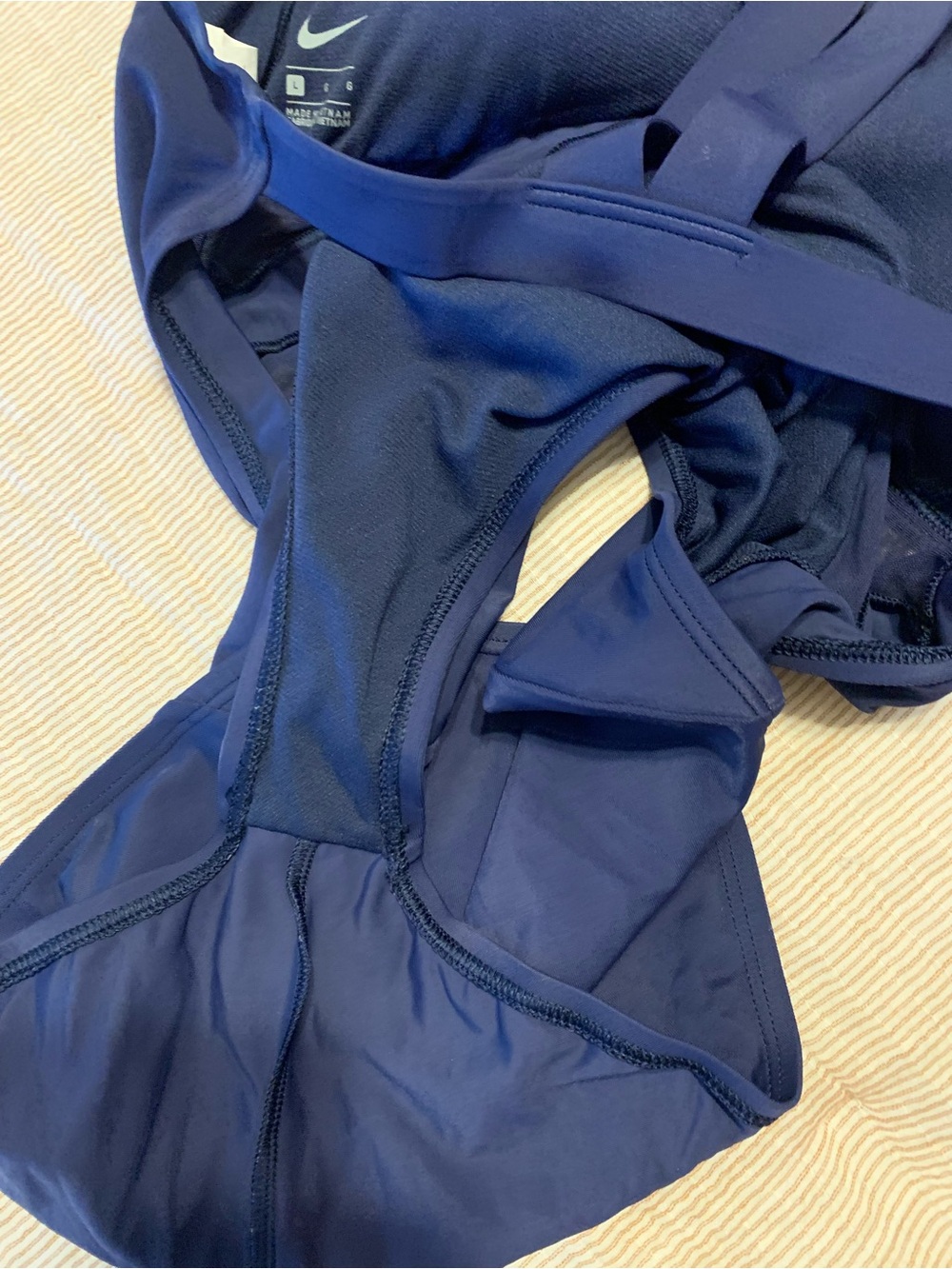 Nike Women’s Navy Blue Mesh V Back One Piece Swimsuit. Size L - Picture 11 of 13